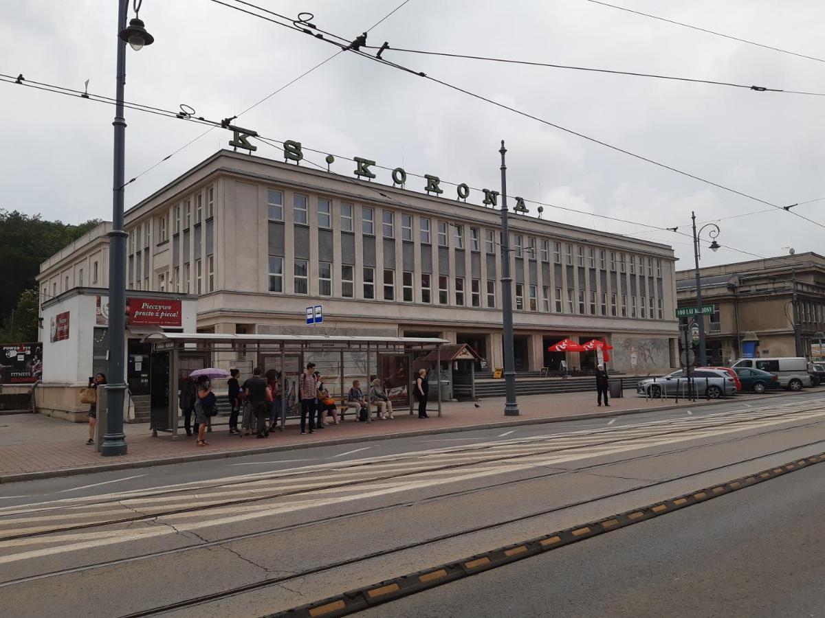 Pokoje Goscinne Korona Krakow Exterior photo