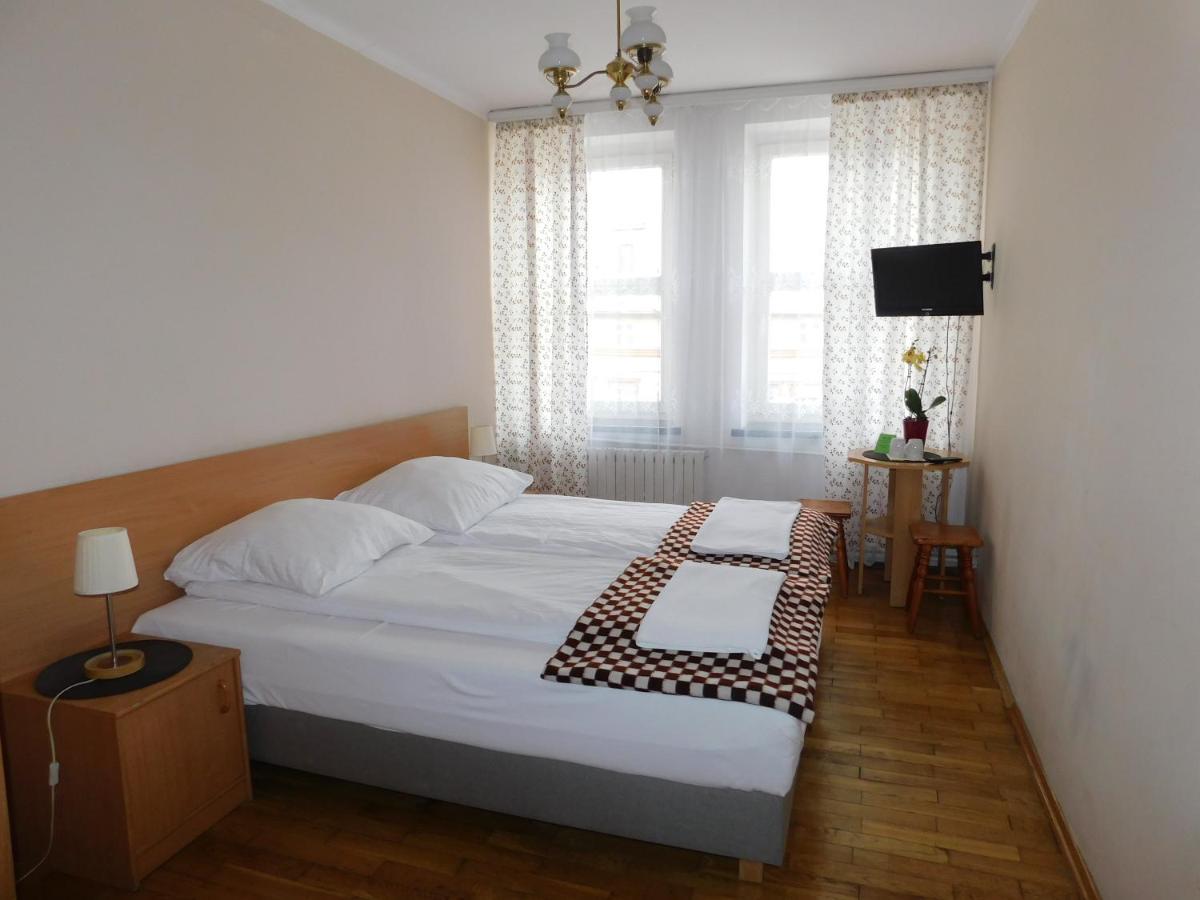 Pokoje Goscinne Korona Krakow Exterior photo
